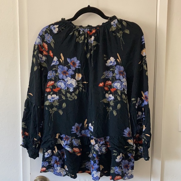 American Eagle Floral Top - Picture 2 of 4